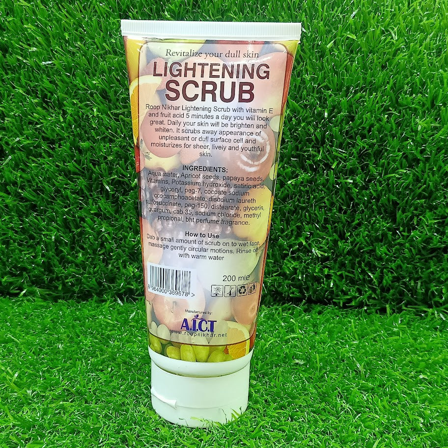 Roop Nikhar Skin Lightening Scrub 200ml