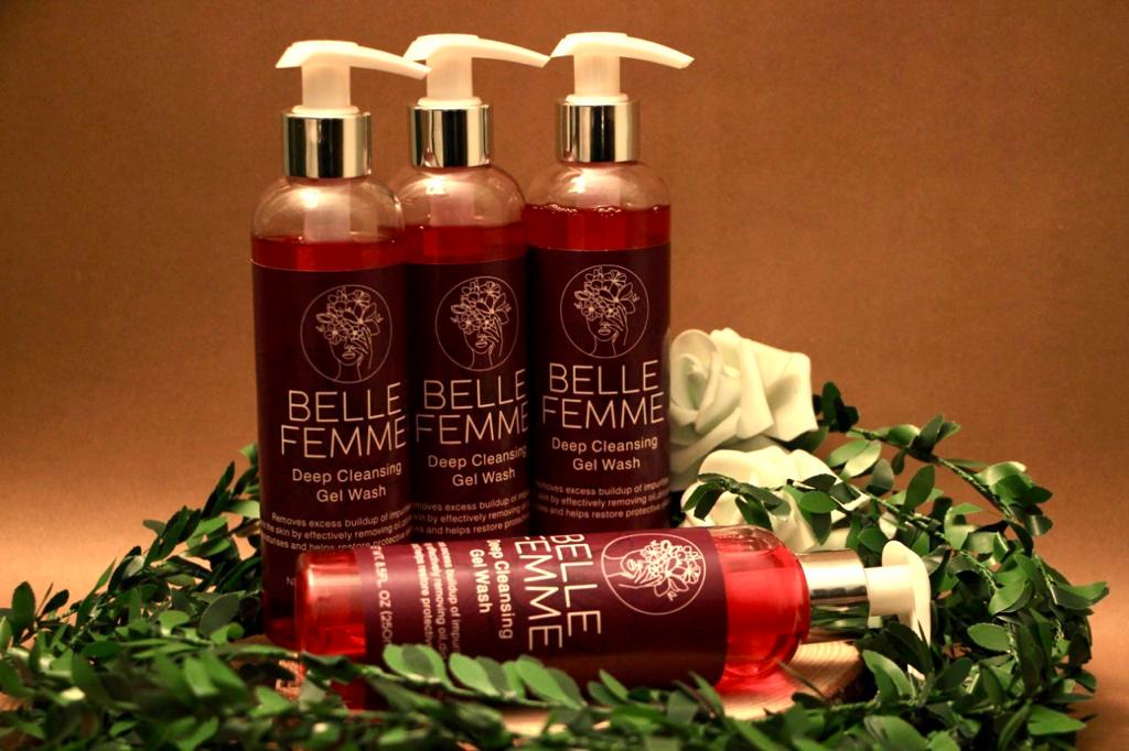 BELLE FEMME Deep Cleansing Gel Wash 250 mL: Gentle purity for radiant skin.