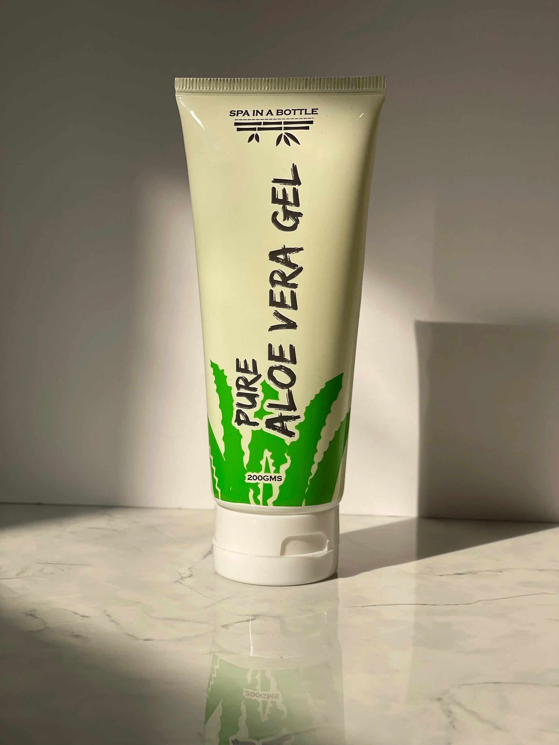 SPA IN A BOTTLE Aloe Vera Gel 200g: Embrace spa-like hydration with pure aloe vera. Nourish and refresh for supple, dewy skin. Your daily oasis in a bottle.