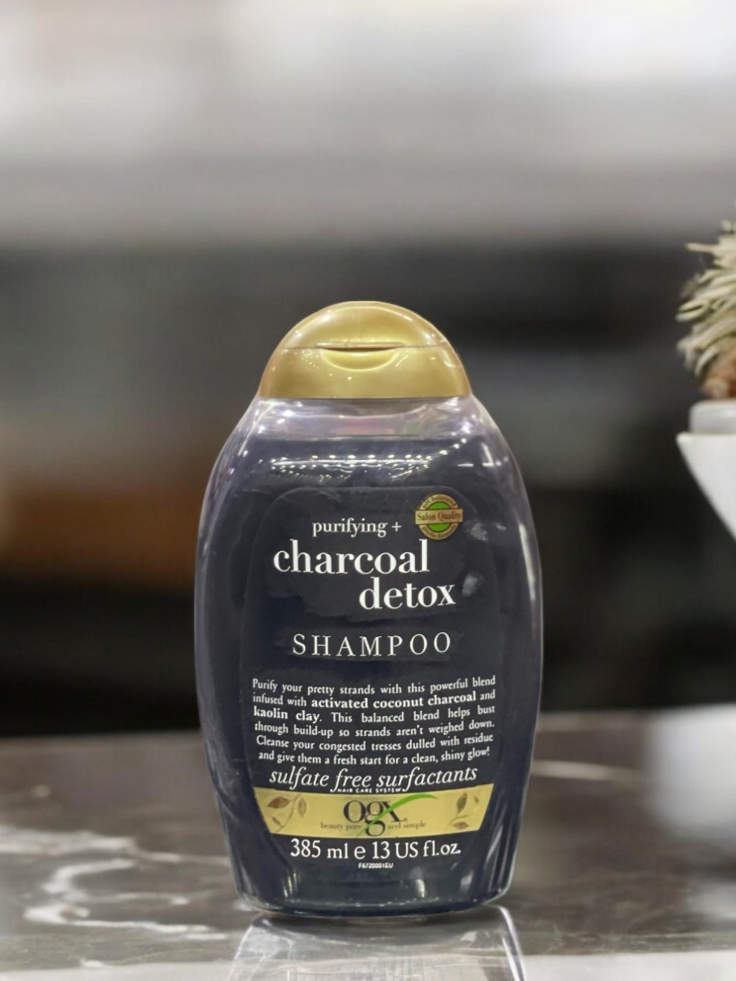 OGX purifying + charcoal detox shampoo 385mL